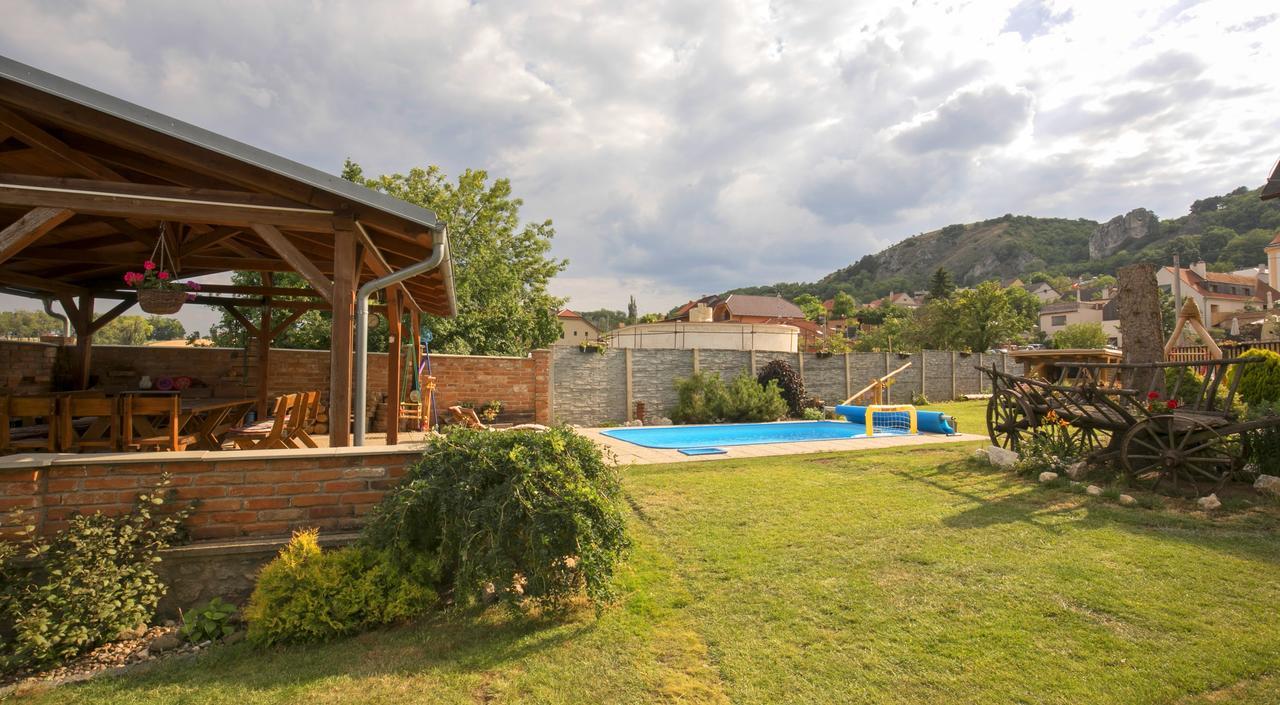 Penzion Živá Pálava Klentnice Exteriér fotografie